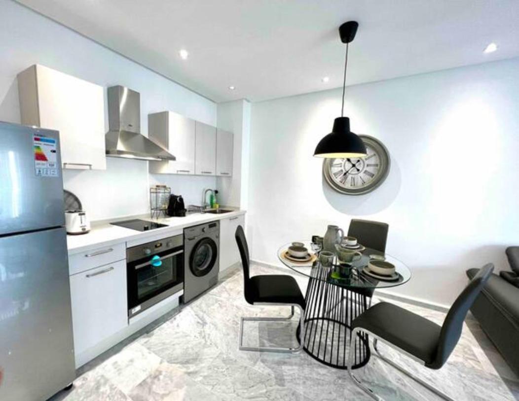 Gauthier Living By Shortstaycasa 1Bed Or 2Beds - The Heart Of Town Casablanca Bagian luar foto